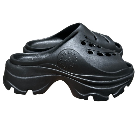 adidas by Stella McCartney logo-embossed perforated slides Size 9 - Picture 3 of 6